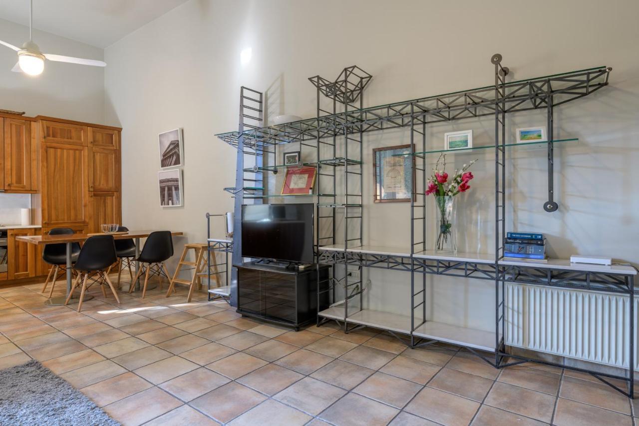 A Beautiful 2 Bdr House In The Heart Of Plaka Villa Athens Luaran gambar